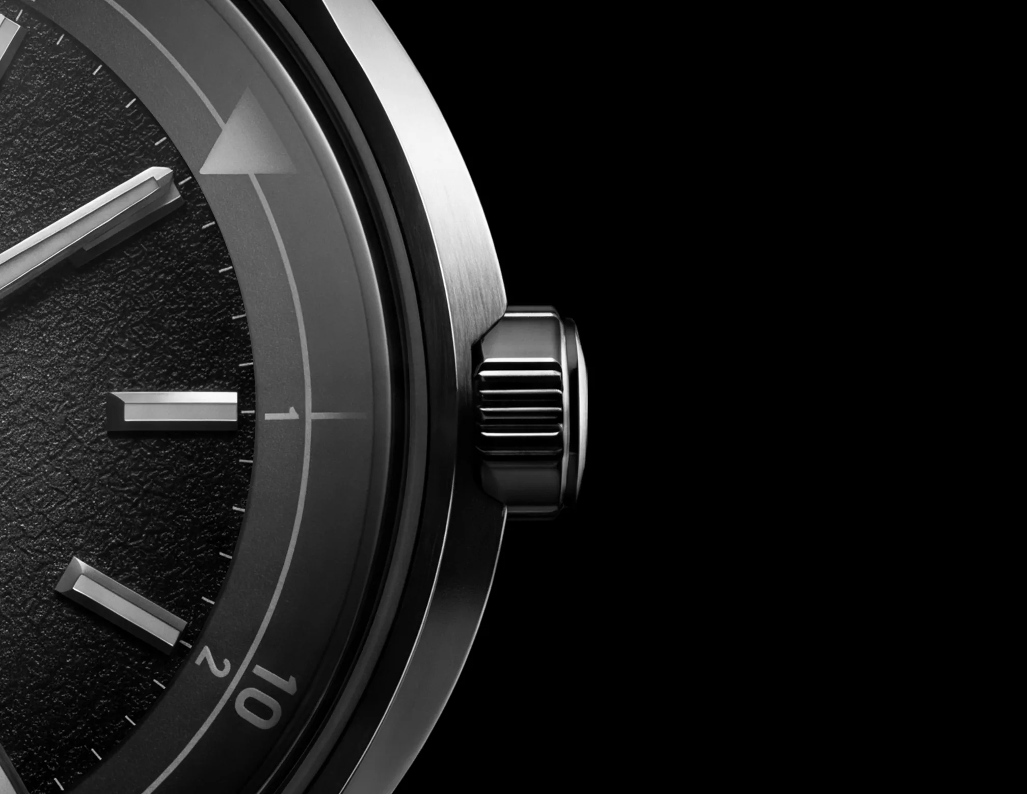 Kintao Chapter 1 — crown and dial, macro